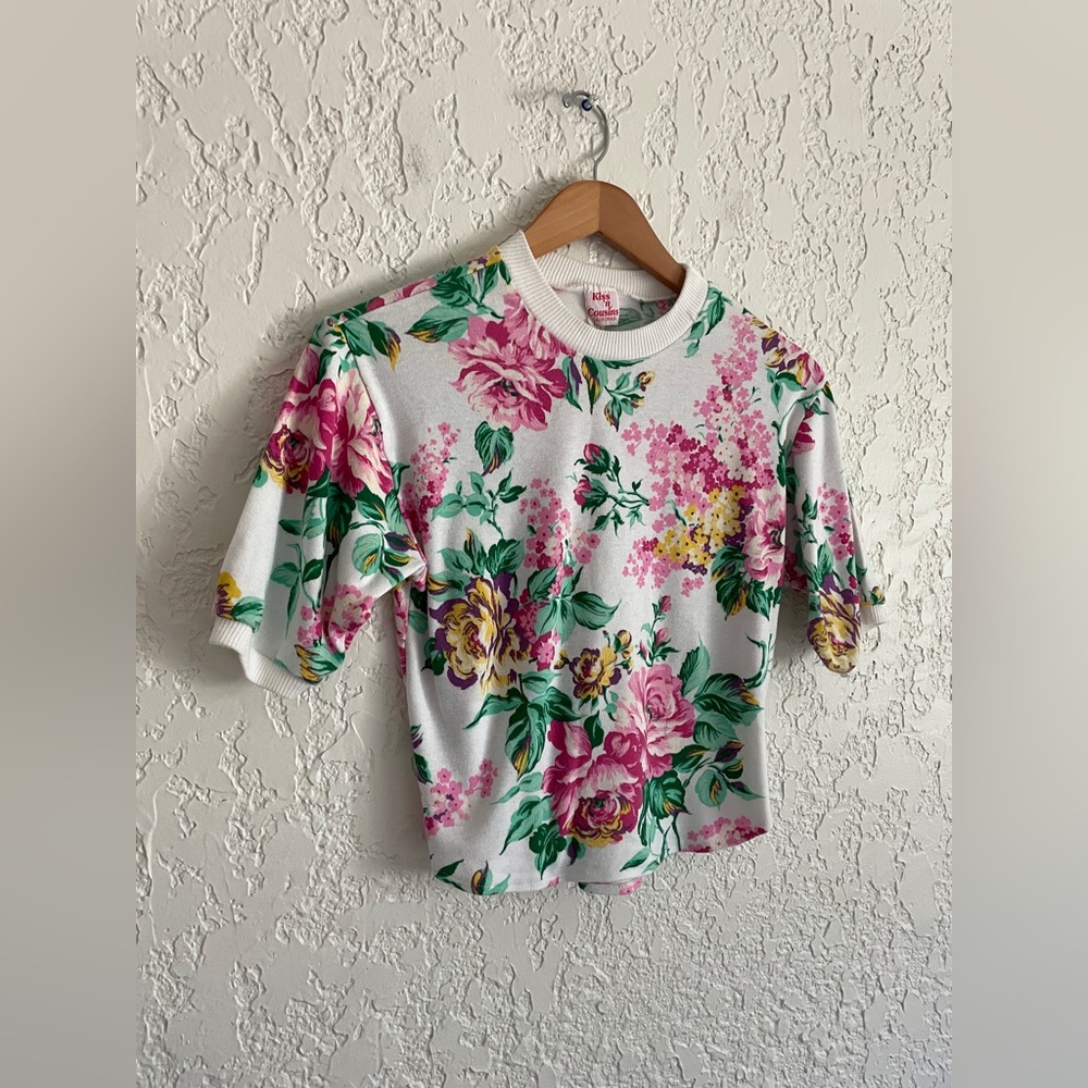 Super Cute Vintage 80s Floral Crewneck Crop Tee - Picture 2 of 5